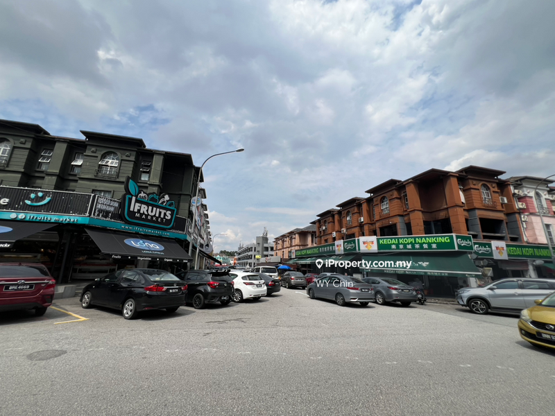 For Sale - 3 STOREY VALUE BUY HIGH TRAFFIC LOCATION,SUBANG JAYA USJ 10, TAIPAN BUSINESS CENTRE