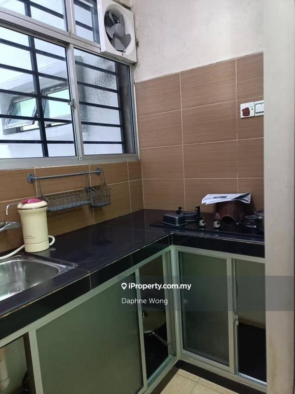 Kondominium untuk Dijual di Dynasty Garden Condominium oleh Daphne Wong - iProperty.com.my