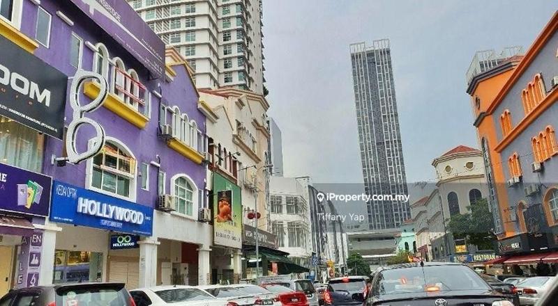 For Sale - Limited Hot Area Crowded Commercial 3 storey shop lot