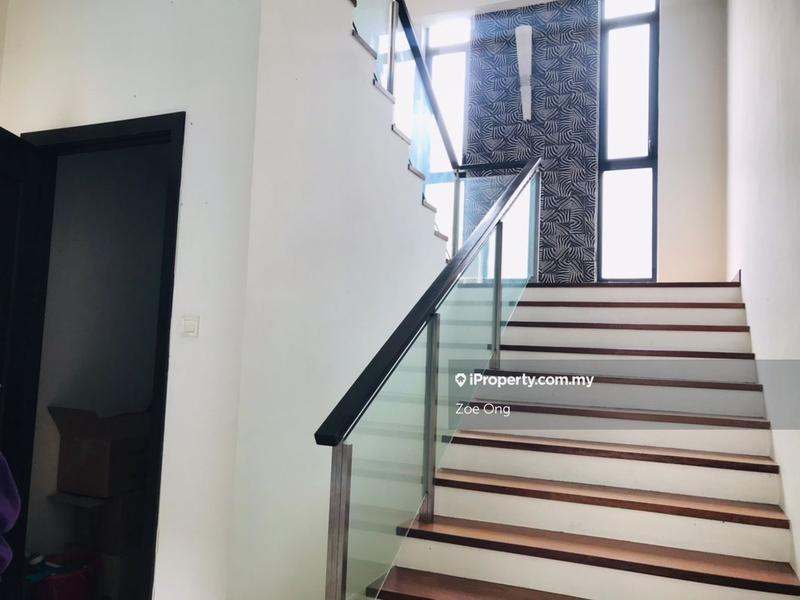 Bungalow House for Sale in Taman Bandar Sunway, Petaling Jaya by Zoe Ong - iProperty.com.my