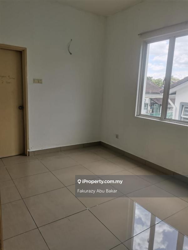 Rumah Berkembar untuk Dijual di Bandar Teknologi Kajang, Kajang oleh Fakurazy Abu Bakar - iProperty.com.my