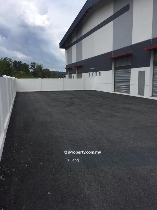 Semi-D Factory for Rent in jalan platinum 2, industrial park, Rawang by Cs Heng - iProperty.com.my