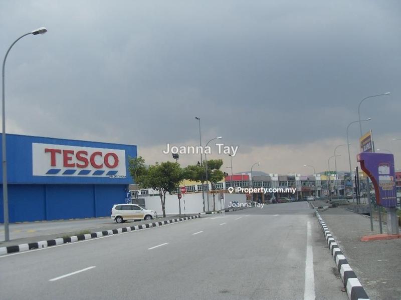 Shop for Sale in station 18, jalan pasir puteh, Ipoh by Joanna Tay - iProperty.com.my