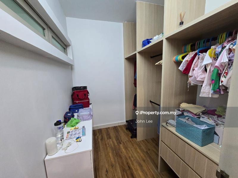 Rumah Berangkai 1.5 Tingkat untuk Dijual di Taman Bukit Serdang, Seri Kembangan oleh John Lee - iProperty.com.my