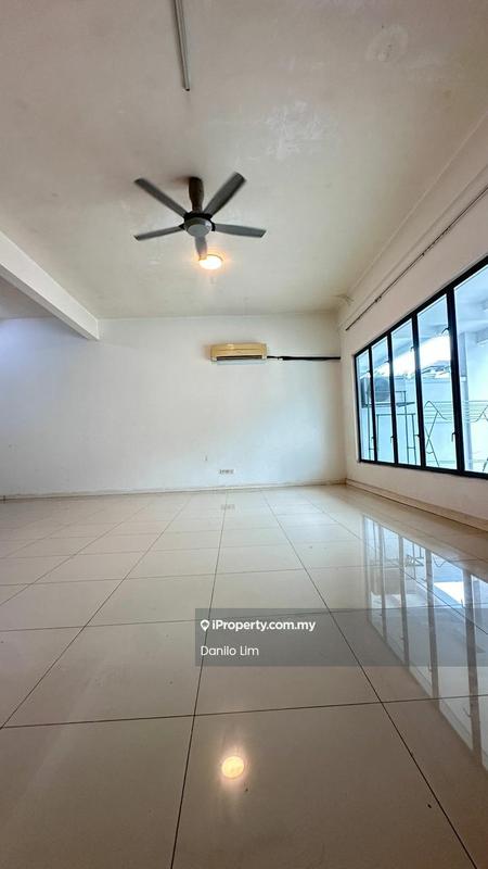 2-storey Terraced House for Sale in D'Infiniti Bandar Damai Perdana, Cheras by Danilo Lim - Living Room - iProperty.com.my