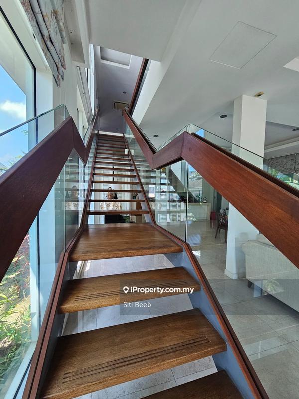 Banglo untuk Dijual di Putra Heights, Subang Jaya oleh Siti Beeb - iProperty.com.my