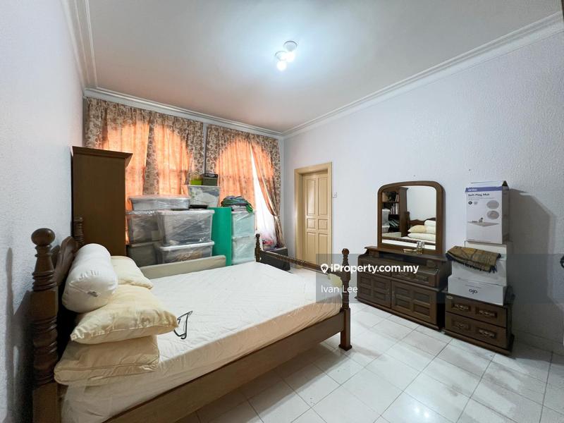 Bungalow House for Sale in Taman Tun Dr. Ismail, Kuala Lumpur by Ivan Lee - iProperty.com.my