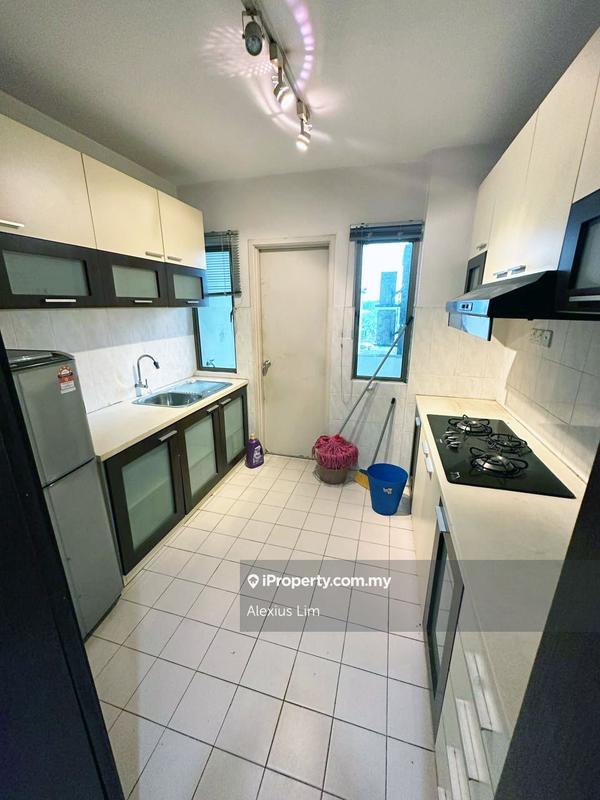 Pangsapuri untuk Dijual di Danga View Apartment oleh Alexius Lim - iProperty.com.my