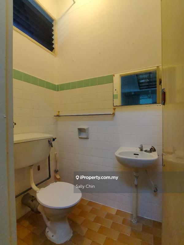 Semi-Detached House for Sale in Lorong Lembah Permai, Tanjung Bungah by Sally Chin - iProperty.com.my