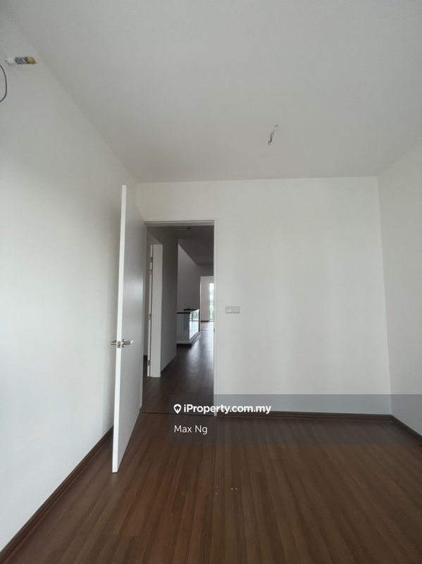 For Sale - d'Brightton