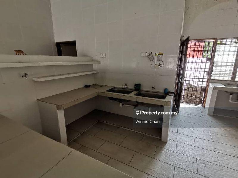 Shop for Sale in Taman Rasi Jaya, Menglembu by Winnie Chan - iProperty.com.my