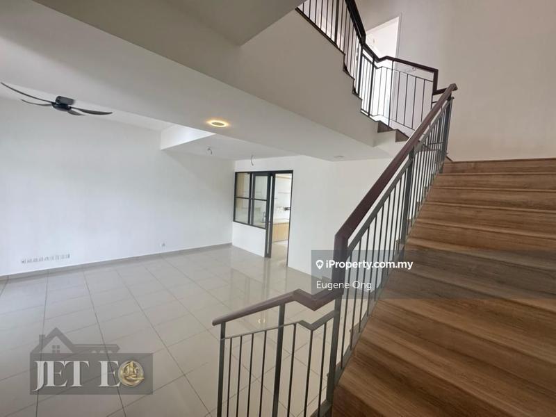 Rumah Berkembar untuk Dijual di Twentyfive7, Tanjong Duabelas oleh Eugene Ong - iProperty.com.my