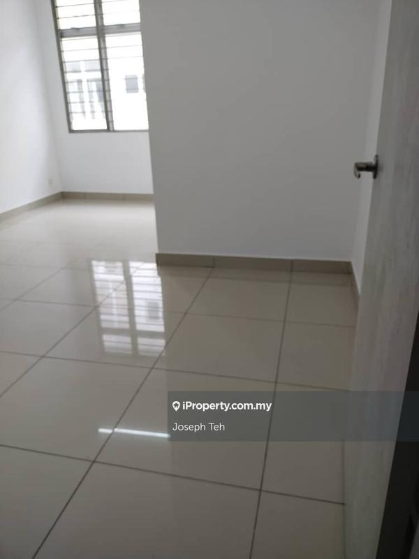 Townhouse for Sale in Bandar Saujana Putra, Tanjong Duabelas by Joseph Teh - iProperty.com.my