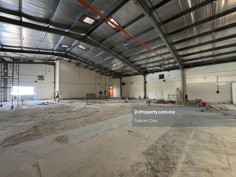 For Sale - Batu Caves, SBC, Industri Batu Caves (3 Storey Semi-D) with Lift