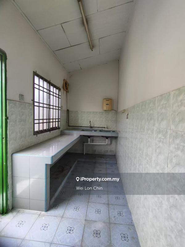 Rumah Pangsa untuk Dijual di Taman Desa Rasah oleh Wei Lon Chin - iProperty.com.my