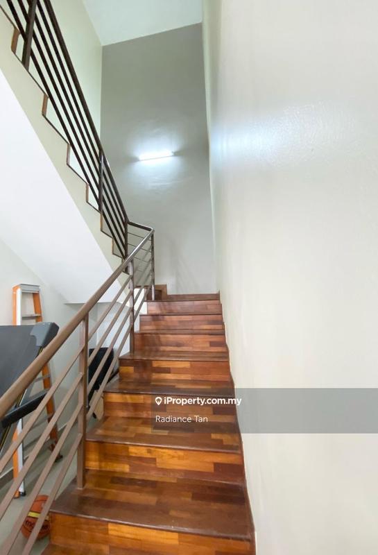 1.5-storey Terraced House for Rent in Kampung Sungai Kayu Ara, Petaling Jaya by Radiance Tan - iProperty.com.my