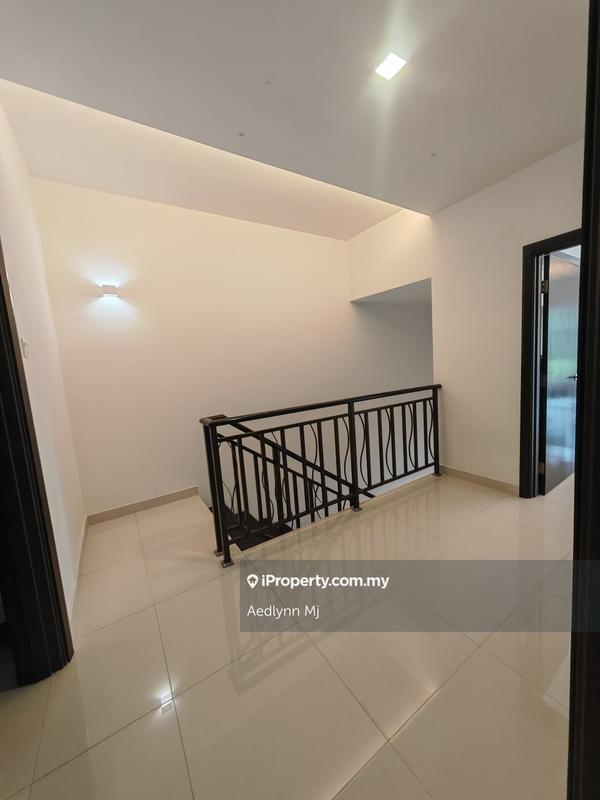 Rumah Berangkai 3 Tingkat untuk Dijual di Taman Meranti Jaya, Puchong oleh Aedlynn Mj - iProperty.com.my