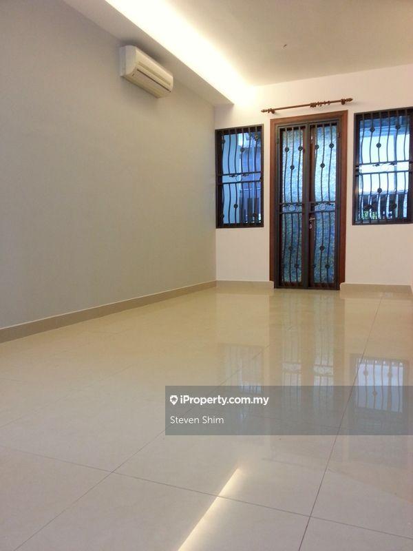 Rumah Berangkai 2 Tingkat untuk Dijual di Bukit Rahman Putra, Sungai Buloh oleh Steven Shim - iProperty.com.my