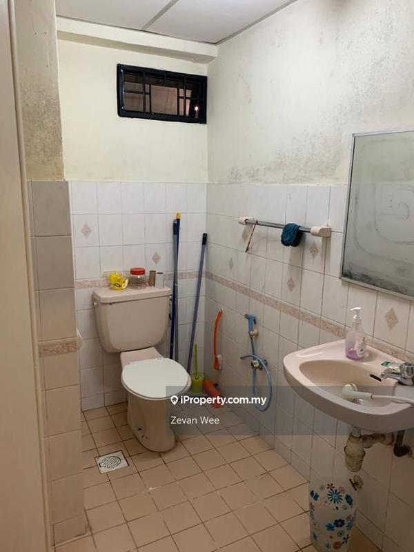 Condominium for Sale in Vista Komanwel A by Zevan Wee - iProperty.com.my