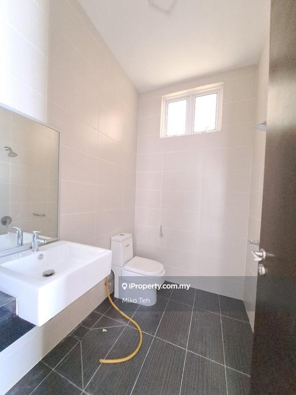 Banglo untuk Dijual di Taman Equine, Seri Kembangan oleh Miko Teh - iProperty.com.my