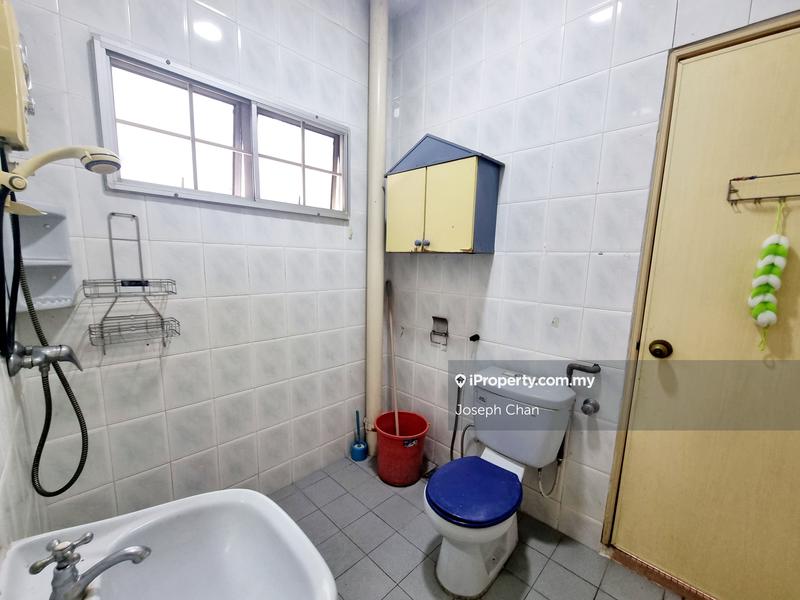 Rumah Berkembar untuk Dijual di Seksyen 9, Shah Alam oleh Joseph Chan - iProperty.com.my