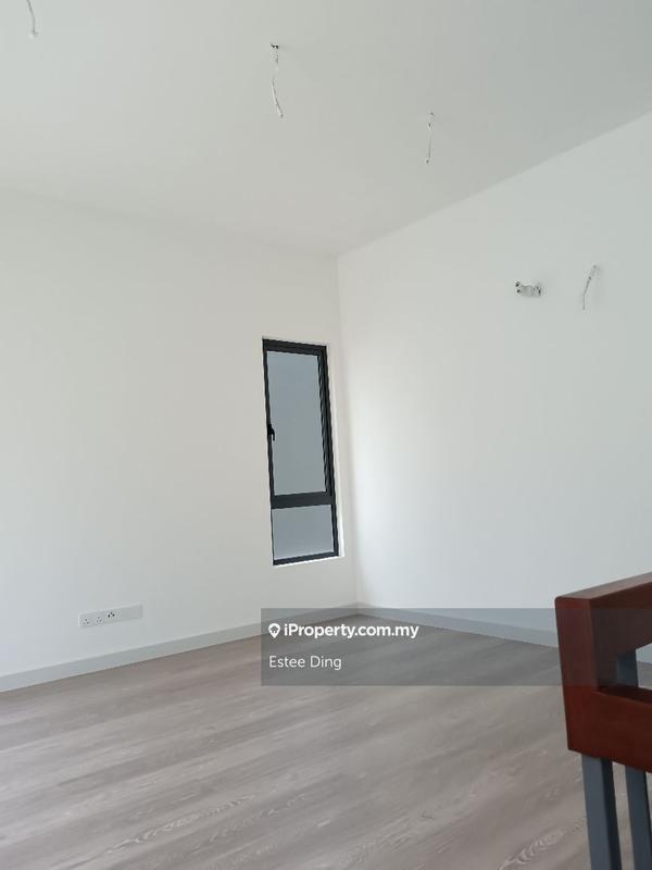 Rumah Berkembar untuk Dijual di Abadi Heights, Puchong oleh Estee Ding - iProperty.com.my