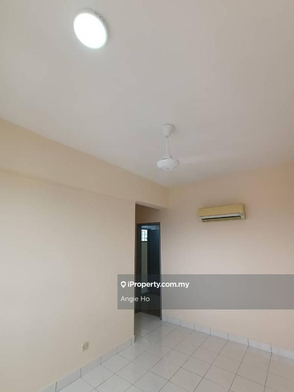 Kondominium untuk Dijual di Mutiara Oriental oleh Angie Ho - iProperty.com.my