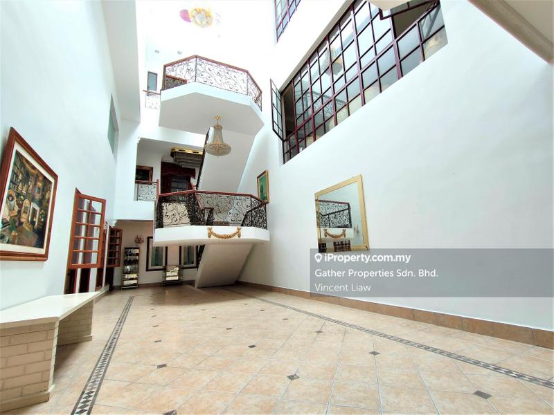 Banglo untuk Dijual di Lakeview Saujana @ Saujana, Ara Damansara oleh Vincent Liaw - iProperty.com.my