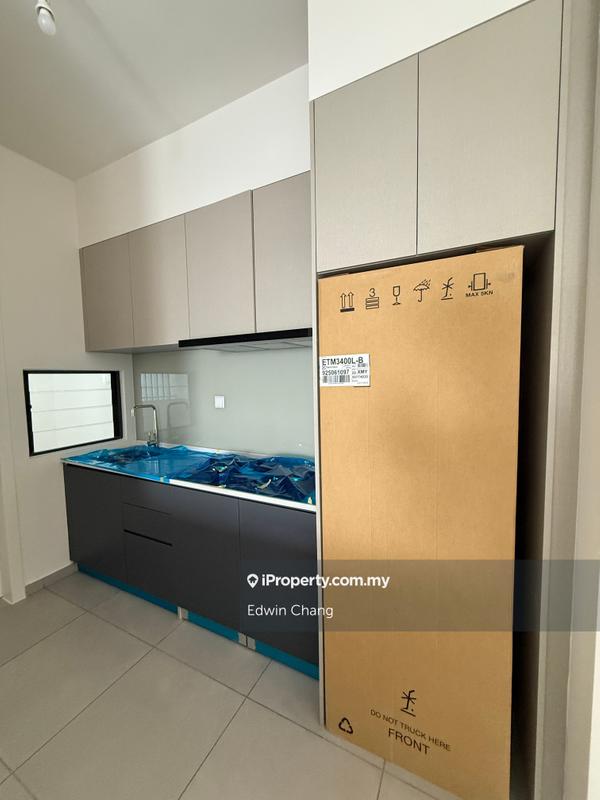 Kediaman Servis untuk Dijual di D'Ivo oleh Edwin Chang - iProperty.com.my