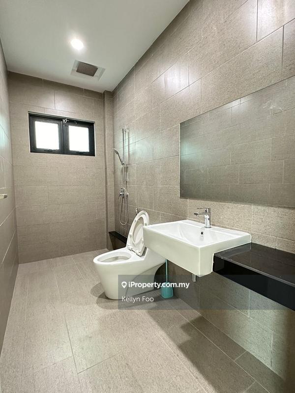 Semi-Detached House for Sale in Seaview 2 Storey Semi-D at 8 Residence Ujong Pasir, Melaka City by Kellyn Foo - iProperty.com.my