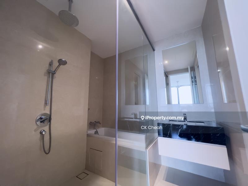 Kediaman Servis untuk Disewa di Pavilion Ceylon Hill oleh CK Cheah - Bathroom - iProperty.com.my