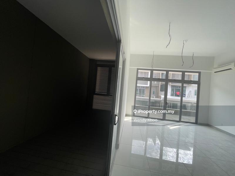 Rumah Teres 3-Tingkat untuk Dijual di Bandar Putra Permai, Seri Kembangan oleh Lawrence Khoo - iProperty.com.my