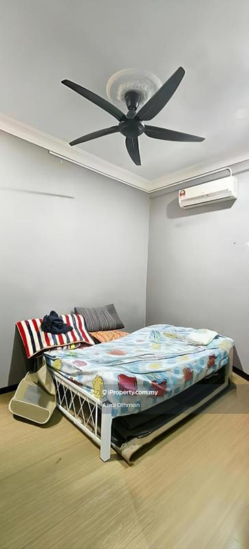 Rumah Berangkai 1 Tingkat untuk Dijual di Taman Desa Rhu, Sikamat oleh Azrul Othman - Bedroom - iProperty.com.my