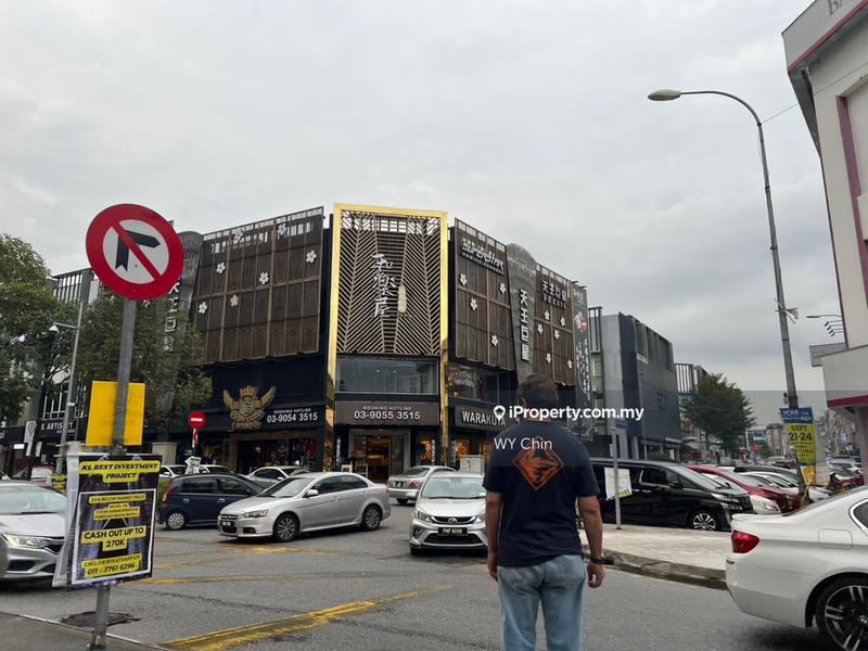 For Sale - 3/4 STOREY MAIN ROAD FRONTAGE VALUE BUY ROi 4.2%,JALAN RADIN BAGUS,SRI PETALING