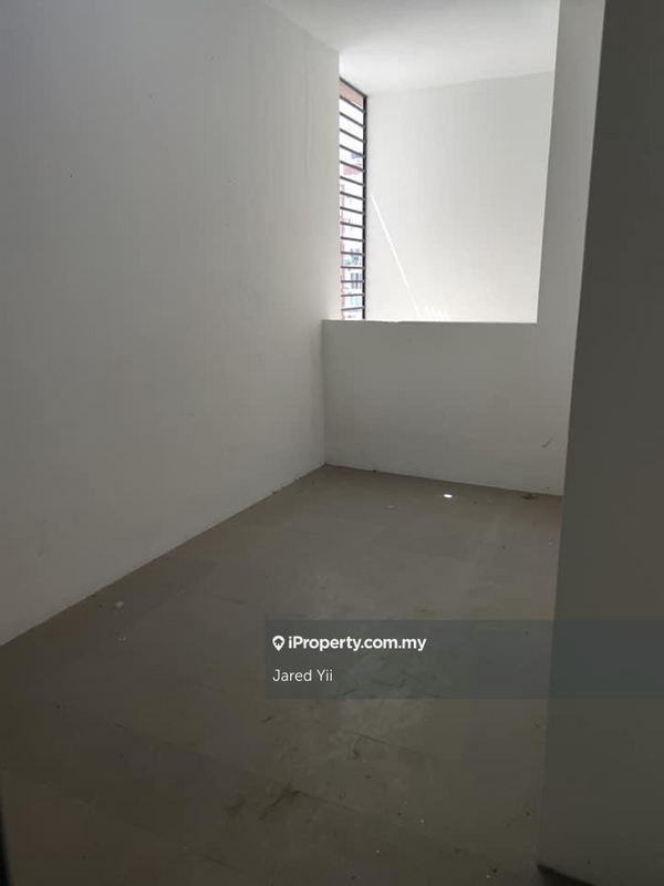 For Sale - P' Residence