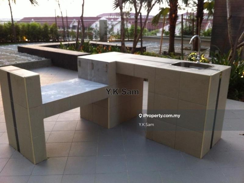 Kediaman Servis untuk Dijual di I Residence oleh Y.K.Sam - iProperty.com.my