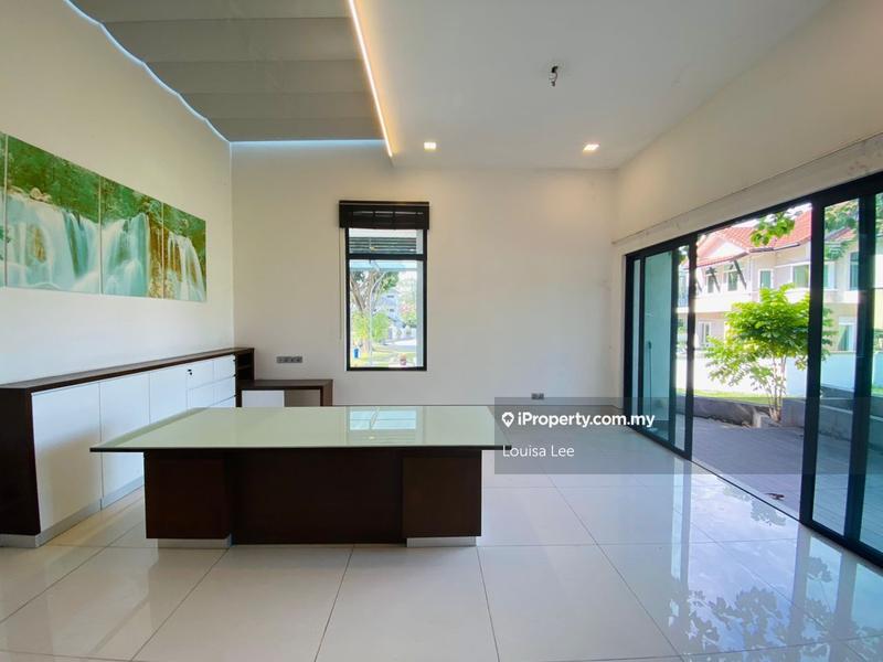 Bungalow House for Sale in Kota Kemuning, Shah Alam by Louisa Lee - iProperty.com.my