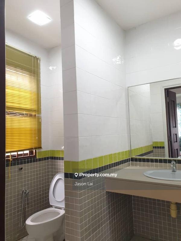 Bungalow House for Sale in Bukit Rahman Putra, Sungai Buloh by Jason Lai - iProperty.com.my