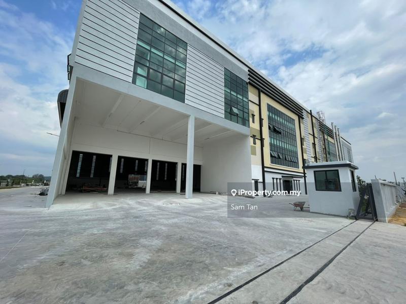 For Rent - Build Up 32K Sf, Eco Business Park V, Puncak Alam, Alam Jaya, Sungai Buloh, Elmina