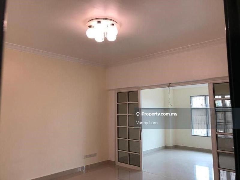 Rumah Berkembar untuk Dijual di Bandar Puteri Puchong, Puchong oleh Vanny Lum - iProperty.com.my