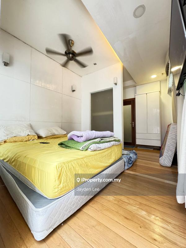 Rumah Berangkai 2 Tingkat untuk Dijual di 4c9b0, Puchong oleh Jayden Lee - iProperty.com.my