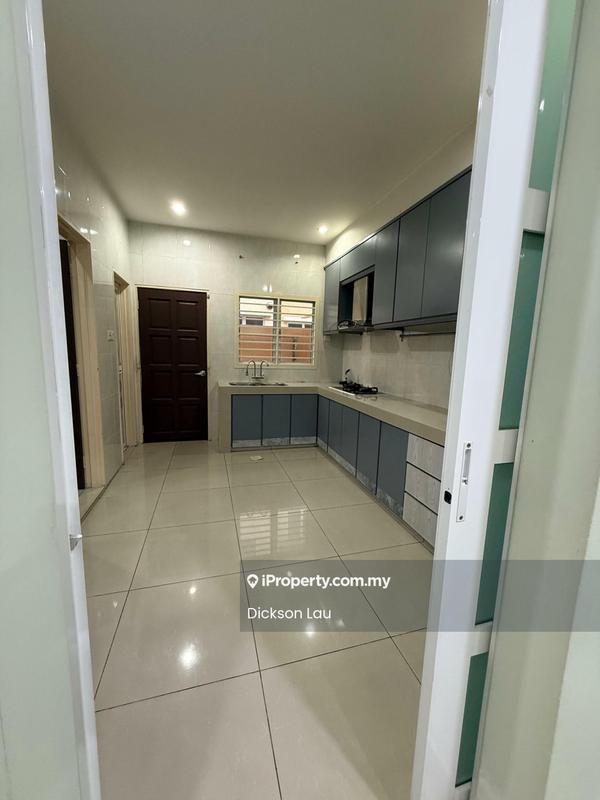 Rumah Berangkai 2 Tingkat untuk Dijual di Taman Sri Putra Mas, Sungai Buloh oleh Dickson Lau - Kitchen - iProperty.com.my