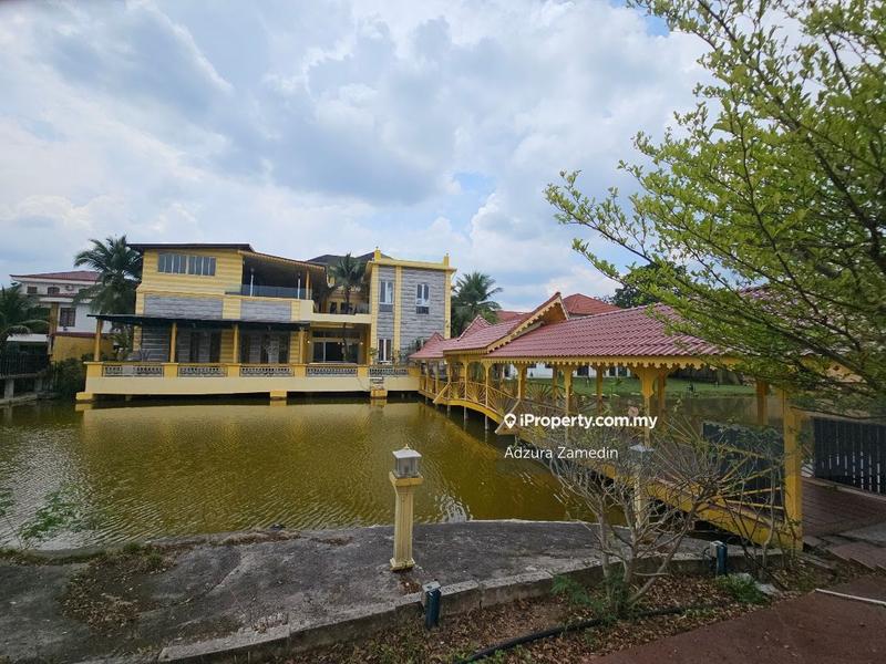 Bungalow House for Sale in Country Heights, Kajang by Adzura Zamedin - iProperty.com.my