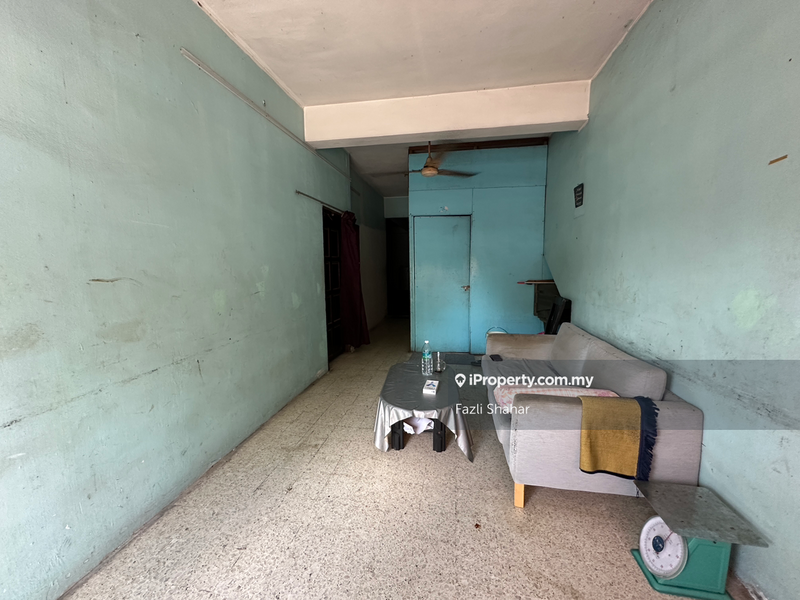 Flat for Sale in Jalan Chempedak by Fazli Shahar - iProperty.com.my