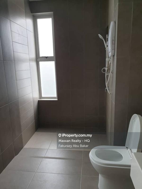 Townhouse for Sale in Ridgefield Residence, Kajang by Fakurazy Abu Bakar - iProperty.com.my