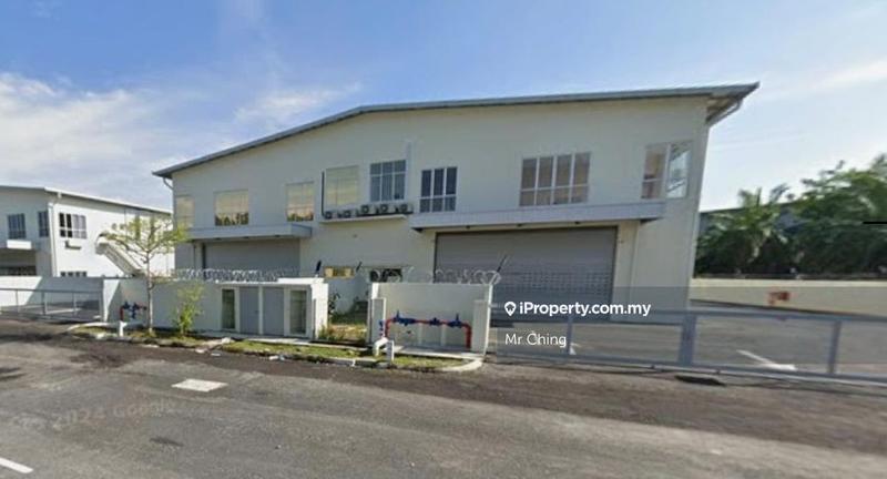 For Rent - 15,000sf Semi D Factory Warehouse Ijok
