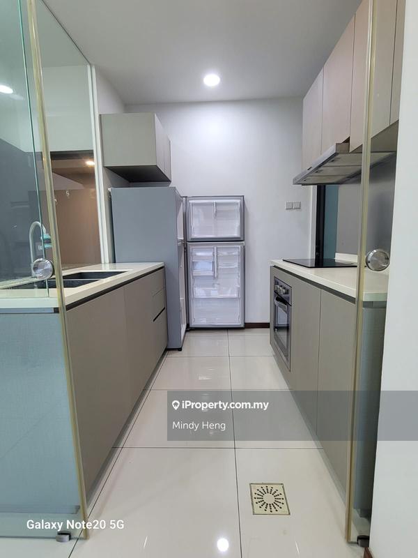 Service Residence for Sale in Crescent Bay Suites (Teluk Bayu) by Mindy Heng - iProperty.com.my