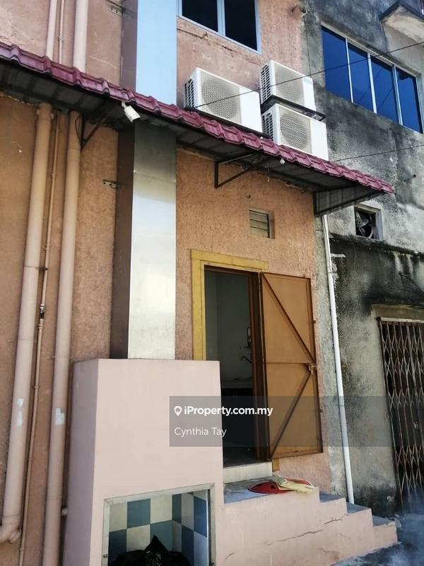 Shop / Office untuk Dijual di Taman Ujong, Jalan Tok Ungku, Seremban oleh Cynthia Tay - iProperty.com.my