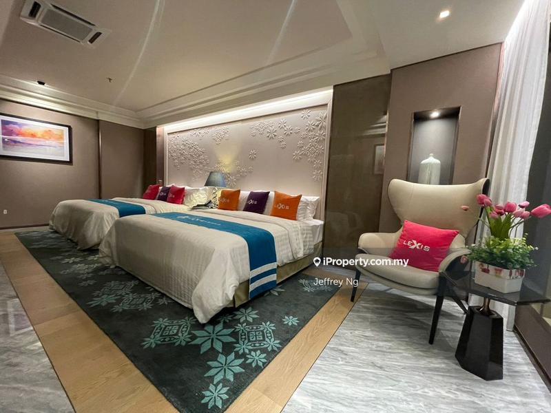 For Sale - Imperial Lexis