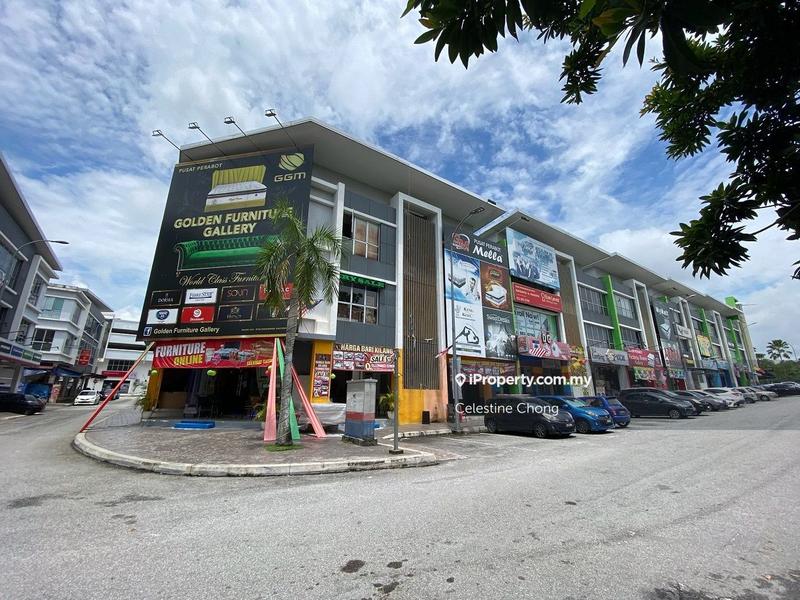 For Sale - Bangi Kajang Bandar Puteri Bangi Corner Shop for SALE ROI 5.14%